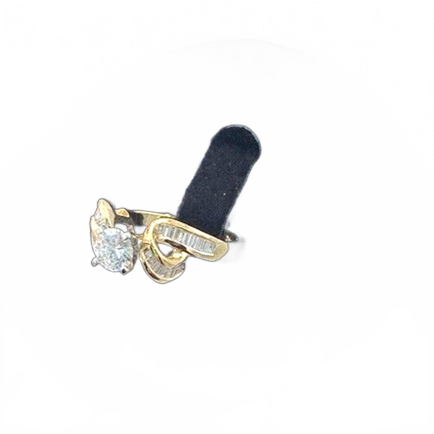 Over 1 carat TW 14K Yellow Gold VS2F Diamond Engagement Ring