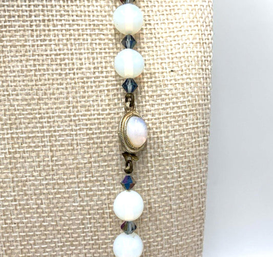 Vintage Art Deco Opalescent Opalite/Opaline Moonglow/Glass Necklace Japan 23”