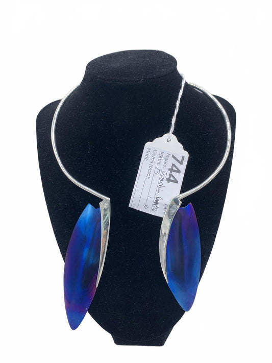 Joaqín Berao Feather Style 925 Earrings Omega Necklace Set