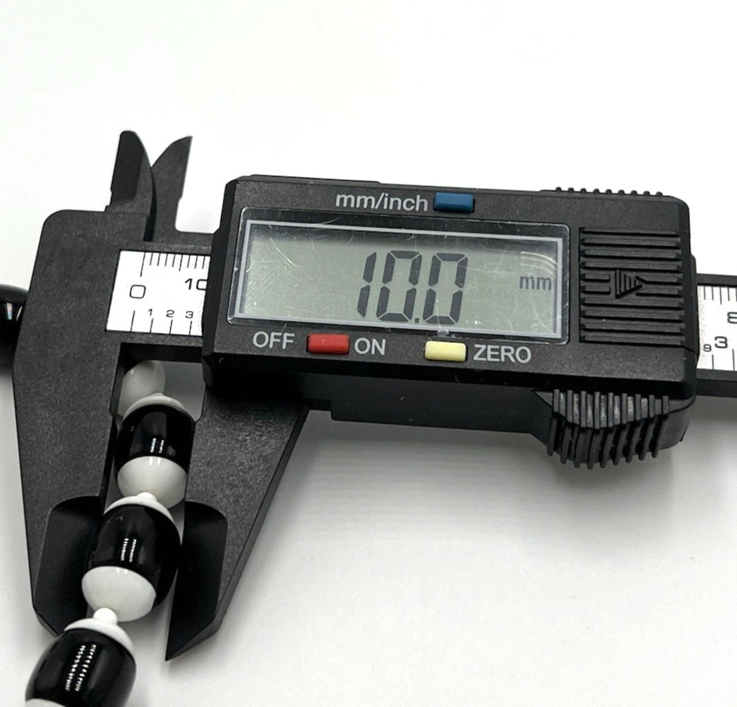 Vintage Miriam Haskell White Black Milk Glass Bead Necklace RARE 28"