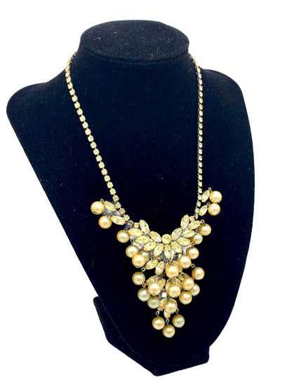 Unsigned Silvertone White Rhinestone & Faux Pearl Ornate 15" Necklace