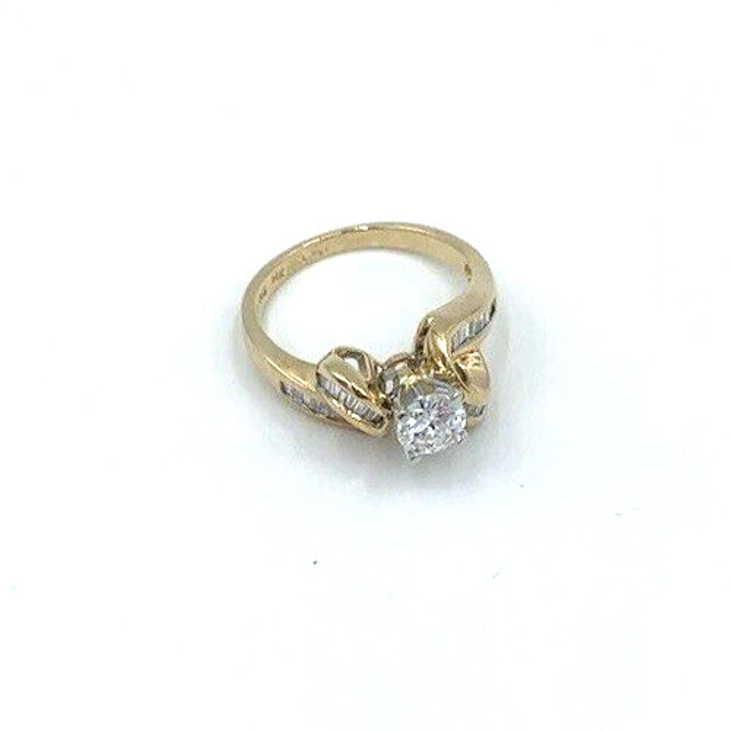 $4800 ESTATE SALE over 1 kt TW 14Kt Yellow Gold VS2-F Diamond Engagement Ring