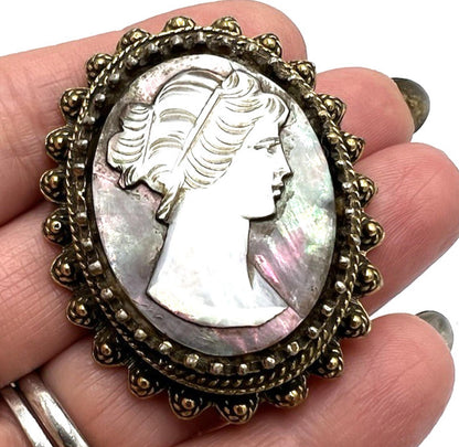 Vintage Balamuti MOP Cameo Brooch/pin/Clasp/Pendant Hand Knotted Beaded Necklace