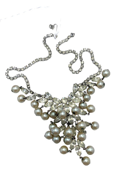 Unsigned Silvertone White Rhinestone & Faux Pearl Ornate 15" Necklace