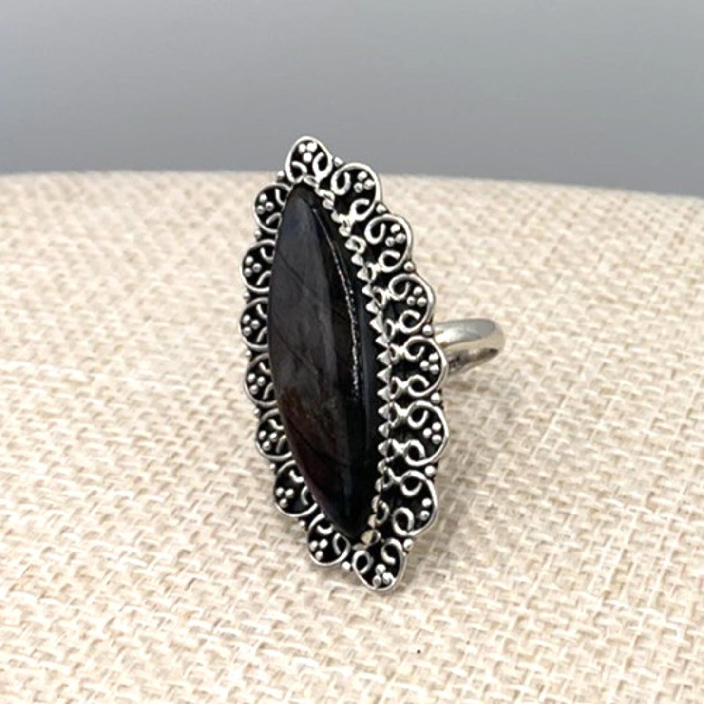 New Old Stock Vintage Native American Large Labradorite Sterling Silver Ring