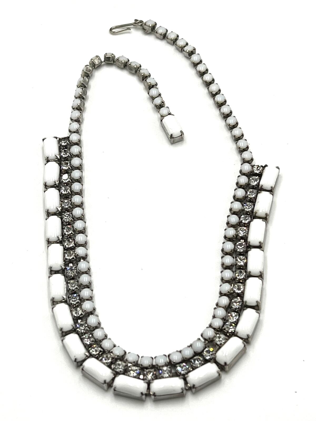 Silvertone Milk Glass Parure 4-pc Matched Jewelry Set