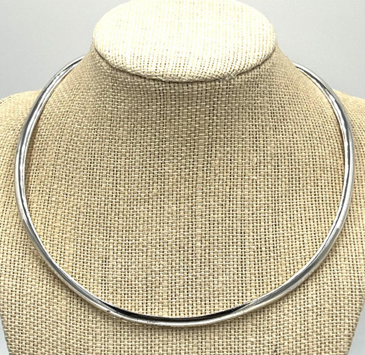 Native American Sterling Silver Omega Flat Choker Necklace