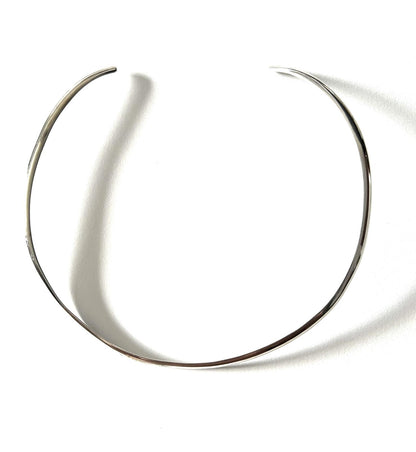 Native American Sterling Silver Omega Flat Choker Necklace