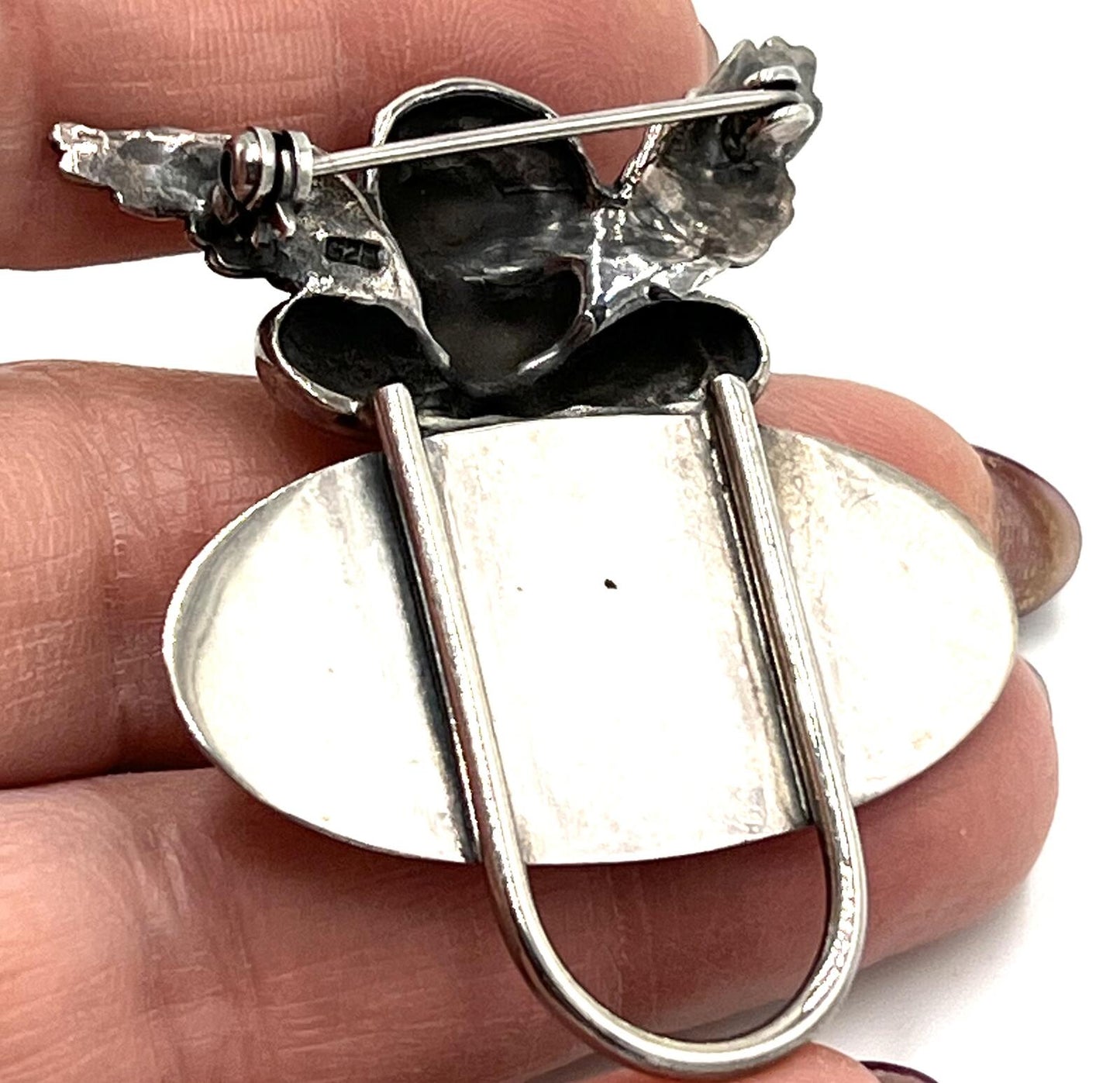 Angel/Cherub-motif Brooch Eyelass Keeper in Sterling Silver