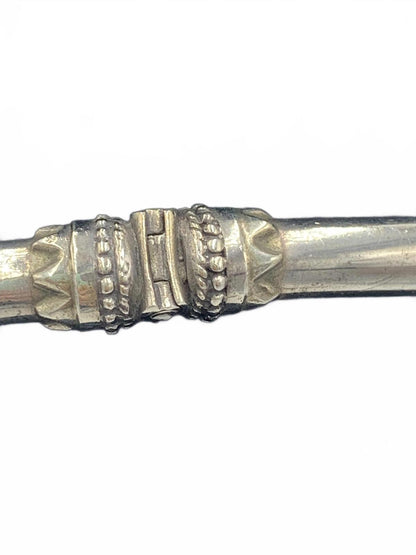 Lion's Head-motif Sterling Silver Hinged Choker