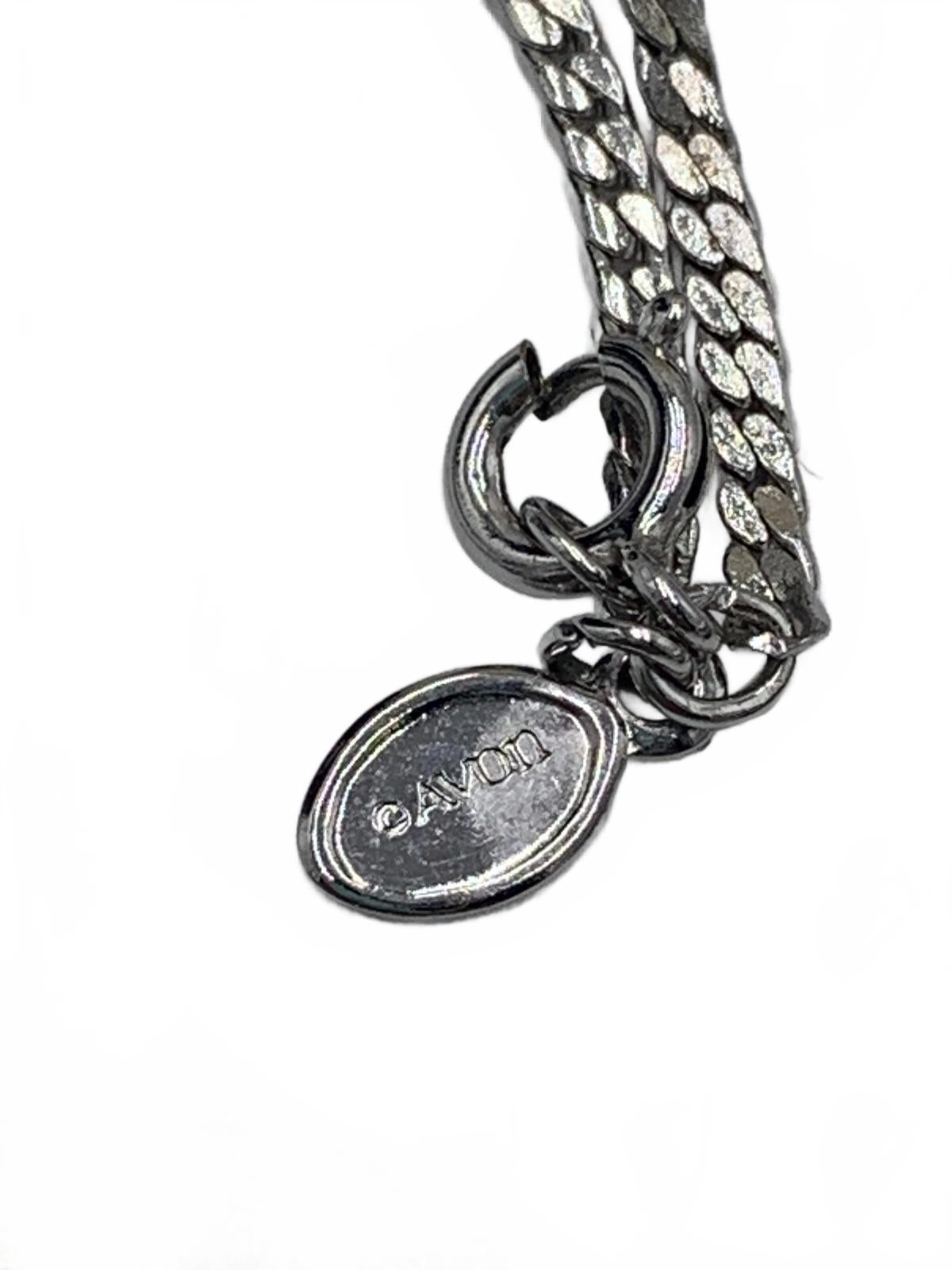 Avon Silvertone 11g Floral/Lily 22" Articulated Lily Chime CJ Necklace