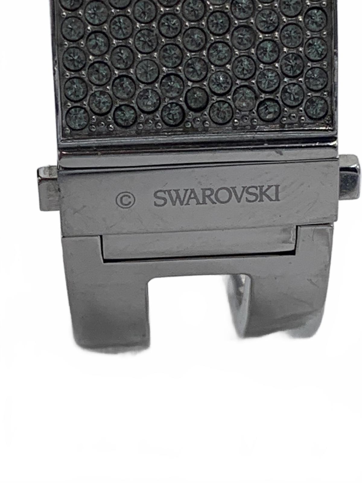 Swarovski Silvertone Crystal Pave 6.75" Intervalle bangle hinged CJ Bracelet