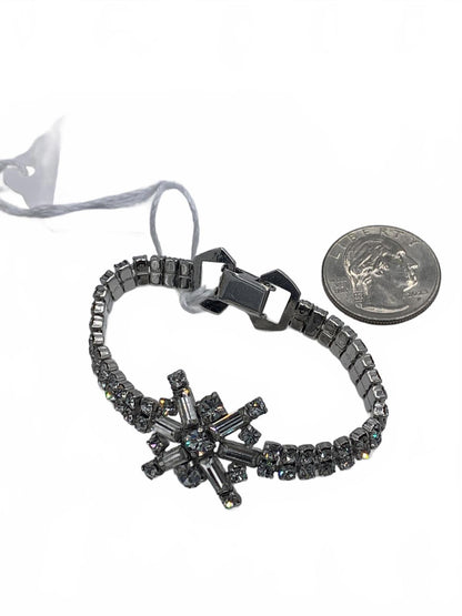 Unsigned Silvertone Rhinestone Art deco style size 6" CJ Bracelet