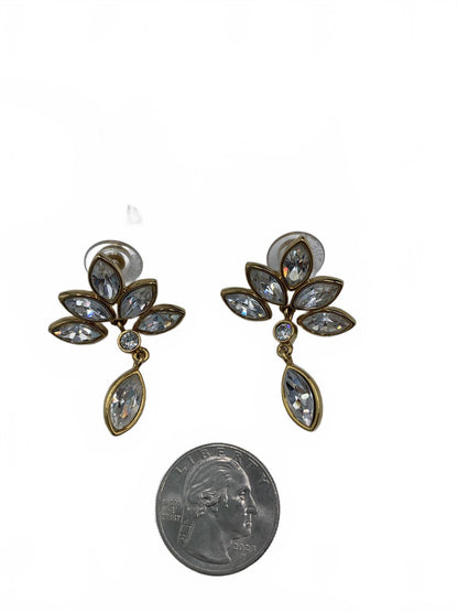 Monet Goldtone 17.3g White Rhinestone Abstract Floral 2 Post CJ Earrings