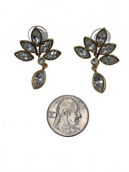 Monet Goldtone 17.3g White Rhinestone Abstract Floral 2 Post CJ Earrings