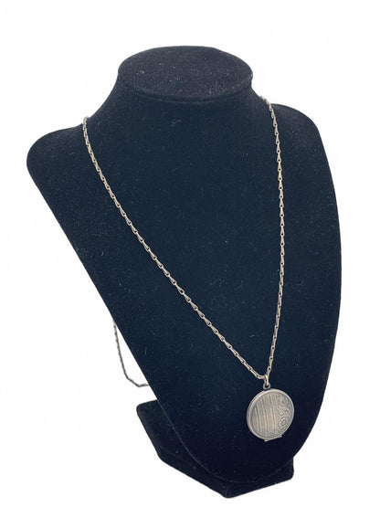 LVP (La Vie Parisienne) Sterling Silver (Case Only) Locket