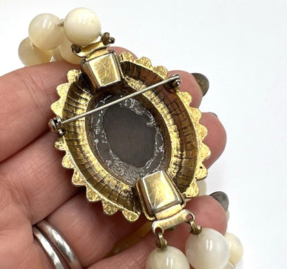 Vintage Balamuti MOP Cameo Brooch/pin/Clasp/Pendant Hand Knotted Beaded Necklace