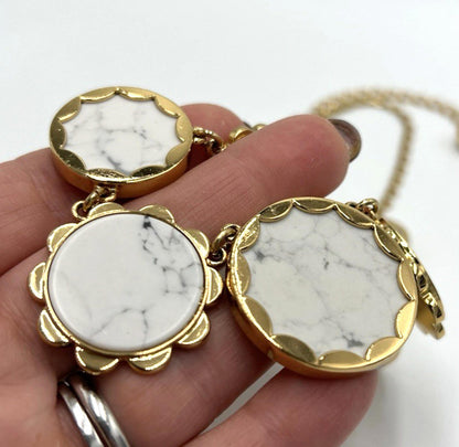 NWOT Kate Spade Graduated Punchy Petals Necklace Marble Carera Hematite Retired