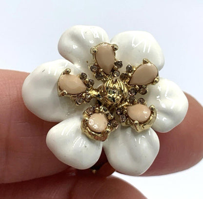 Ann Taylor Stretch Enamel Flower Bracelet Earrings Ring Set